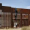 【悲報】メキシコ国境の壁、無意味!?